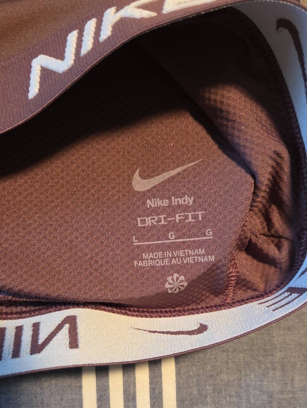 Nike Mauve Indy Branded Elastic Sports Bra - Picture 4 of 5